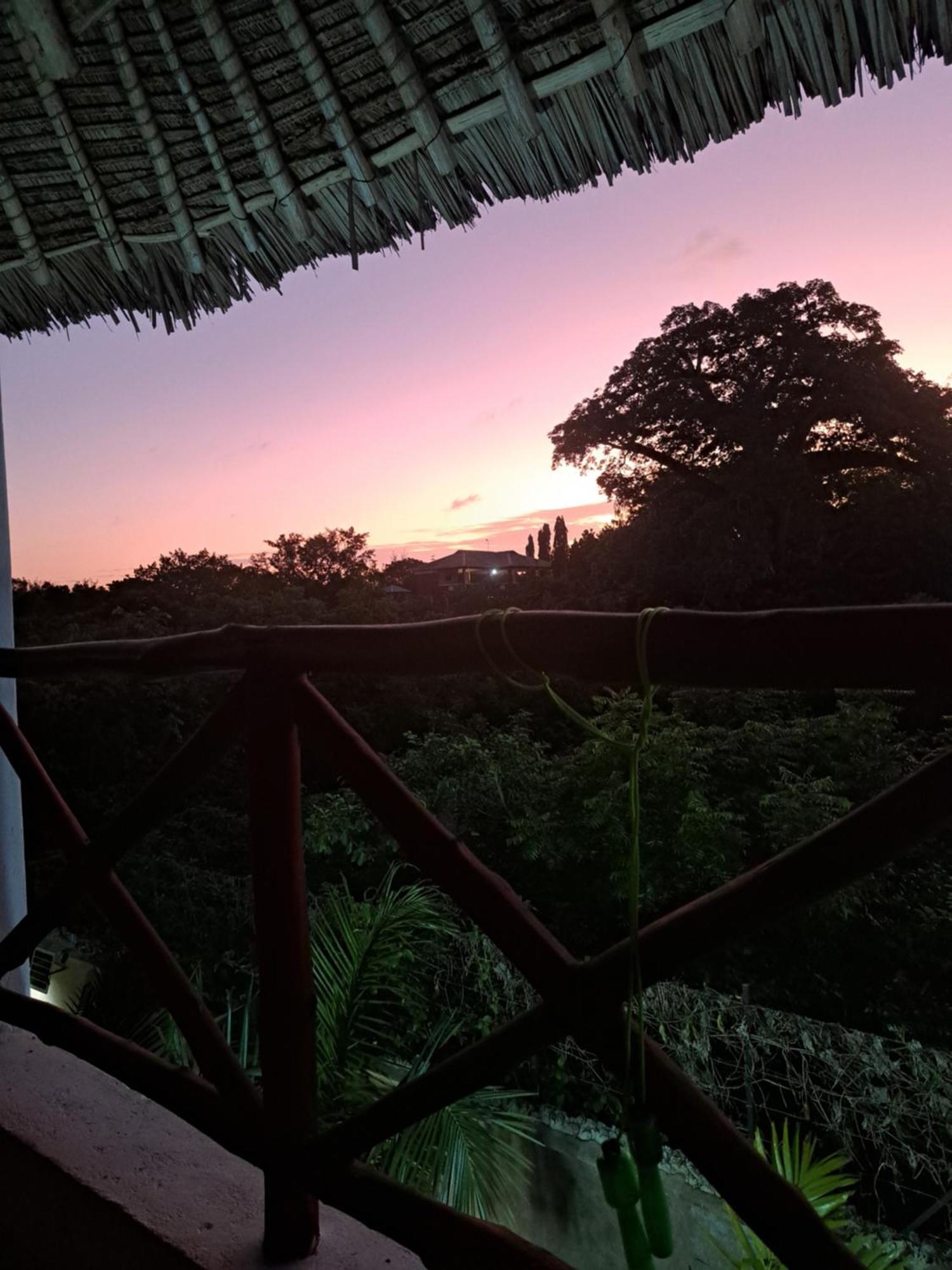 Diani Yoga Barn Bed & Breakfast Ukunda Rom bilde