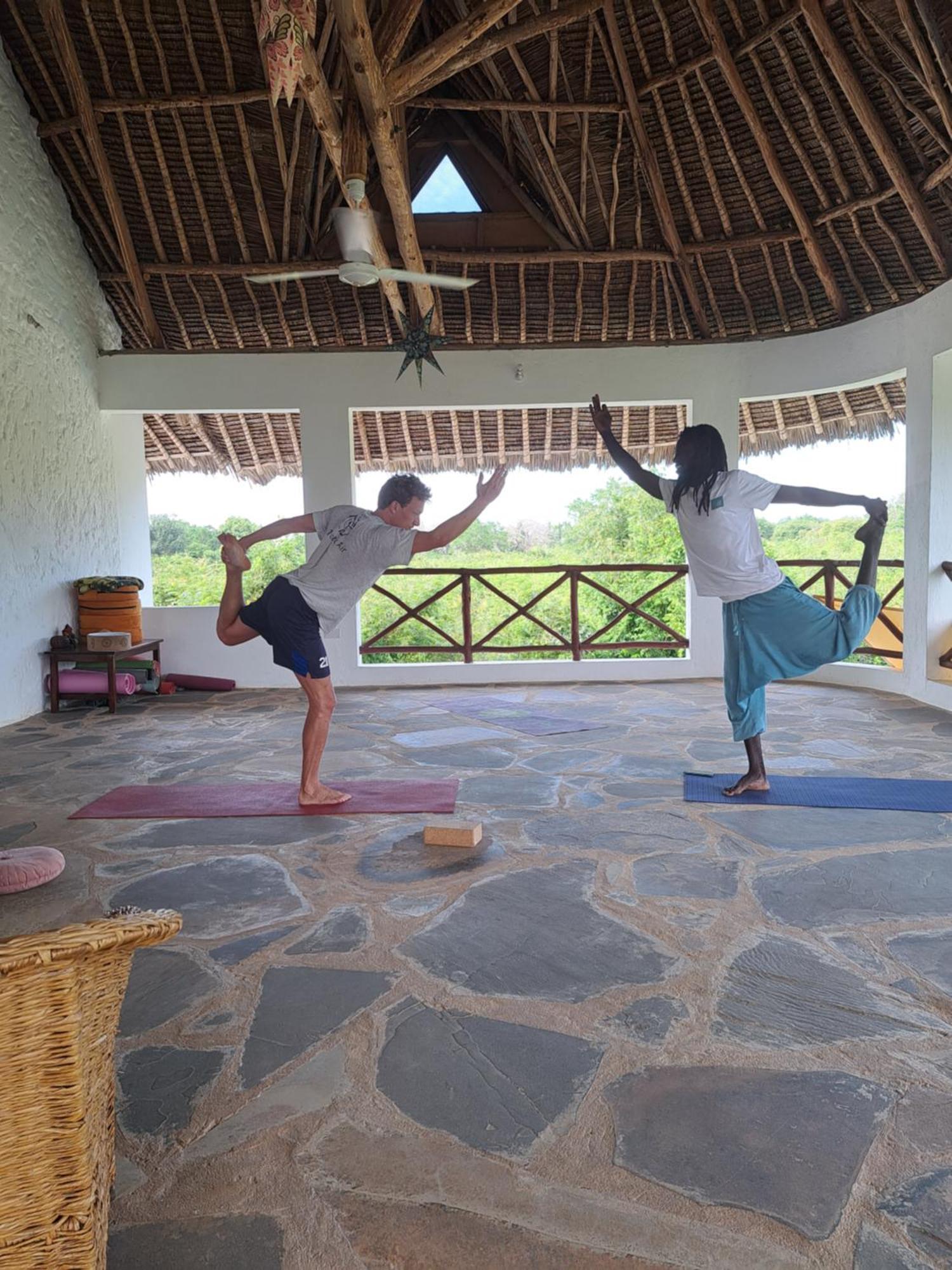 Diani Yoga Barn Bed & Breakfast Ukunda Eksteriør bilde